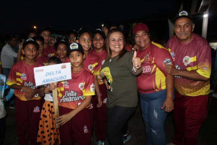 Inauguran los Juegos Nacionales de Bolas Criollas y Bochas en el Delta