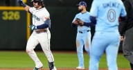 'I'm torn': Seattle Kraken's Canadian contingent having allegiances tested in ALCS