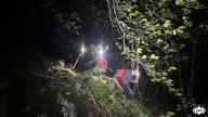 Así fue el rescate en plena madrugada de dos montañeros perdidos en una ruta por Amieva