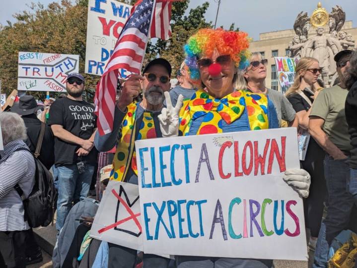 Statewide survey shows Kansans want progressive policy. But don’t ask them to vote for Democrats.