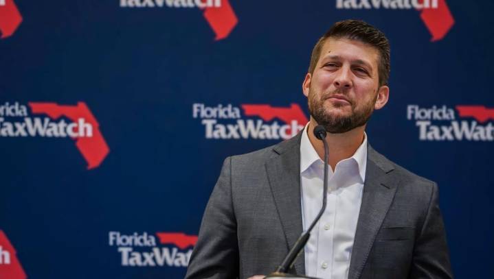 El fiscal de Florida defenderá al MDC ante la demanda de historiador