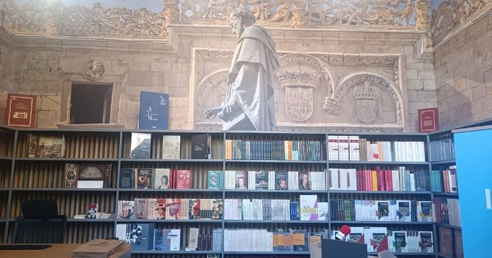 La Universidad de Salamanca inaugura su librería en el Centro Internacional del Español