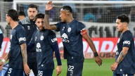 Independiente Rivadavia transformó en figura al arquero de Racing Facundo Cambeses, convocado a la Selección argentina