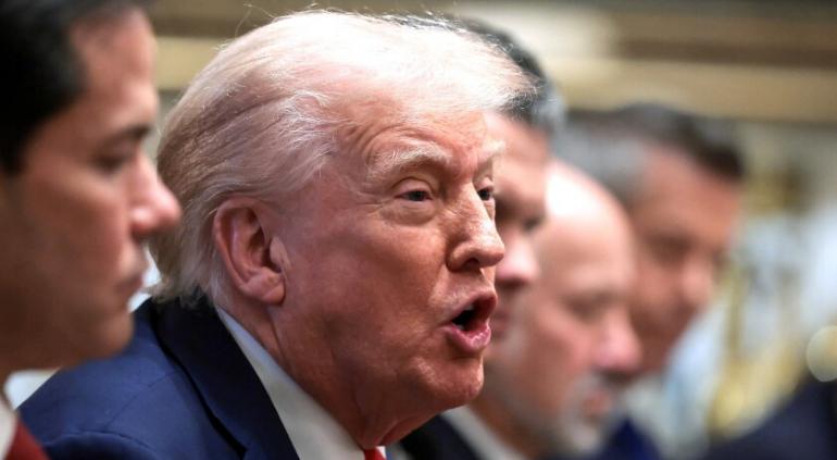 Anuncia Trump reforma a sistema universitario vs ideología 'woke'