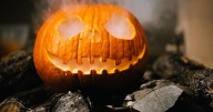 JUMP SCARE: Halloween costume prices increase due to tariffs