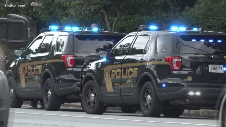 Buford Highway temporarily closed  due to police investigation