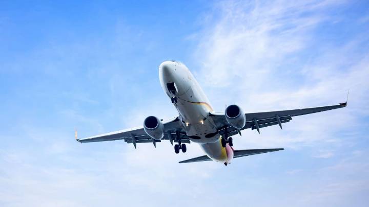 Aerolínea europea cesó sus operaciones y canceló todos sus vuelos: Estas fueron las razones