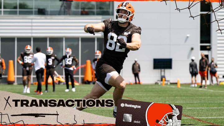 Browns claim TE Brenden Bates