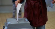 Populist billionaire seeks comeback in Czech election