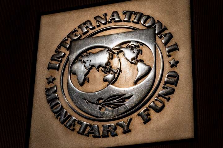 FMI mejora perspectivas de crecimiento para EE. UU. a 2%, a pesar de los aranceles