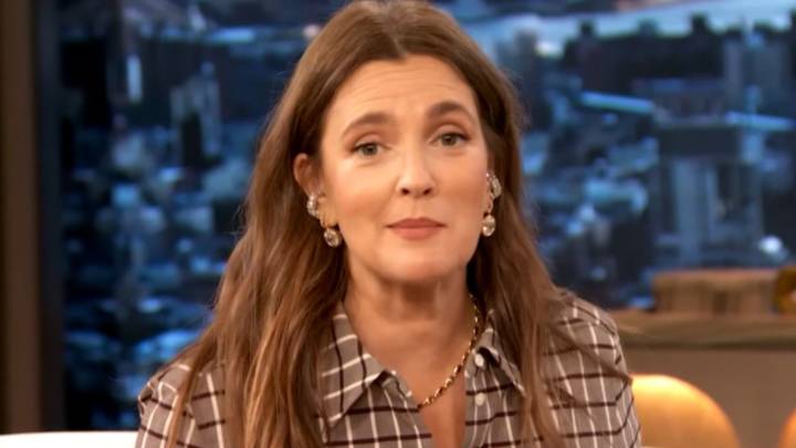 Drew Barrymore Won An Emmy For Hosting Her Talk Show, And I Can't Get Over The Adorable Video She Posted To Celebrate