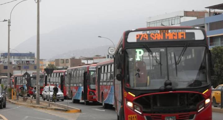 Transporte público opera aproximadamente al 97% en Lima y Callao tras paro, afirma la ATU