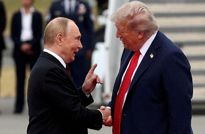 Analysis-With flattery and warnings, Russia tries to revive 'spirit of Alaska' with US