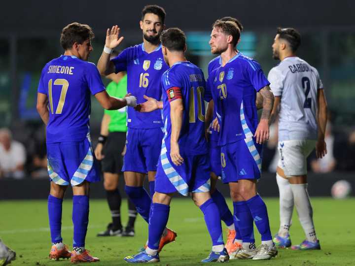 El uno por uno de la Selección Argentina contra Puerto Rico: Mac Allister guía, Messi muy activo y los dos que aprovecharon su chance al máximo