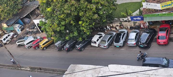 Pune Cantonment Faces Civic Decay: Stalled Projects, Encroachments, and Unsafe Roads Spark Public Outcry