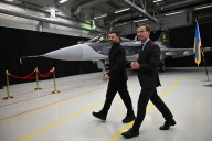 Ucrania acuerda comprar a Suecia más de 100 aviones de combate