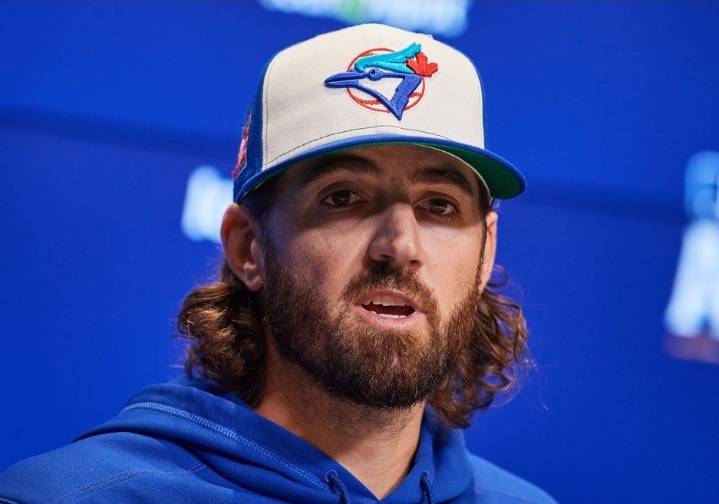 Blue Jays' Gausman, Schneider praise fans ahead of ALCS