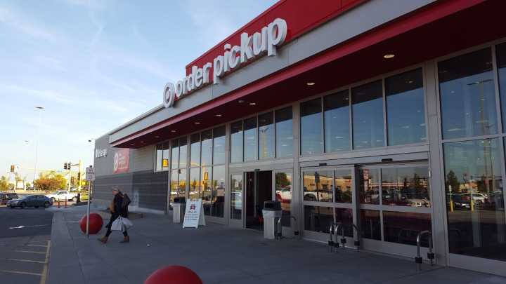 Holiday hiring ramps up as retailers and corporations prepare for busy shopping season