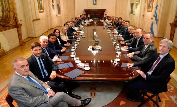 Tras las elecciones, Milei retomó el diálogo con las provincias