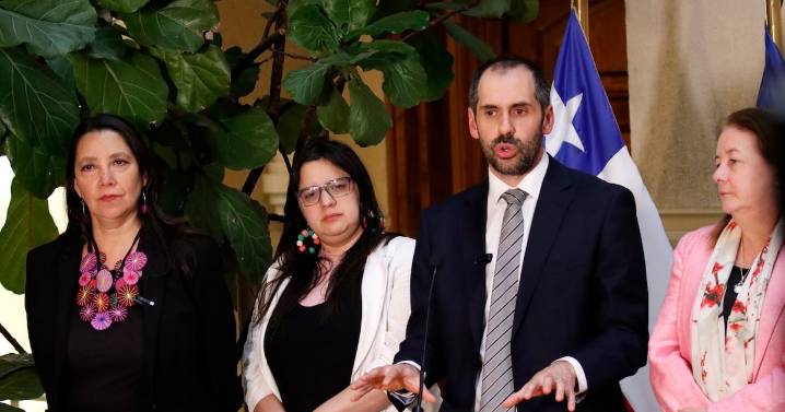 Ministro Grau le responde a Coloma por elaboración del Presupuesto y afirma que el gasto social “está creciendo”