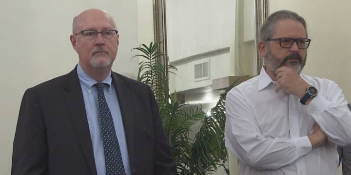 Residents question Gainesville, GRU leaders in town hall over control of utility