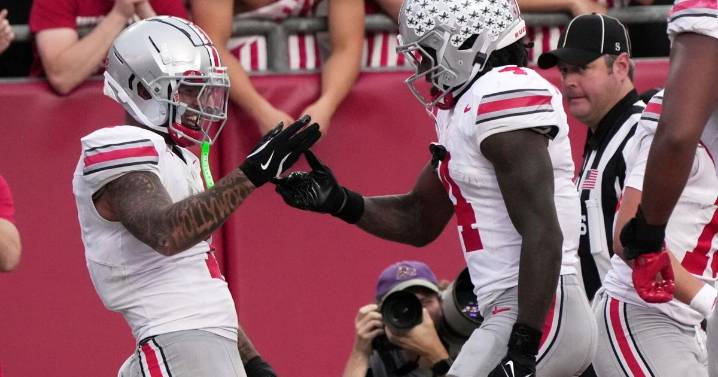 Top-ranked Ohio State's defense shines as offense seeks consistency during bye week