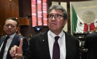 Monreal anuncia iniciativa contra abusos en tarjetas de crédito y débito: ¿en qué consiste?