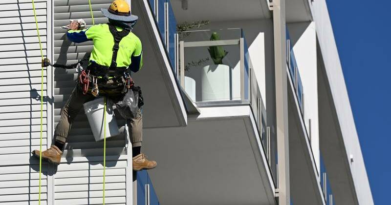 Lower rates, higher rents as investors pour into houses