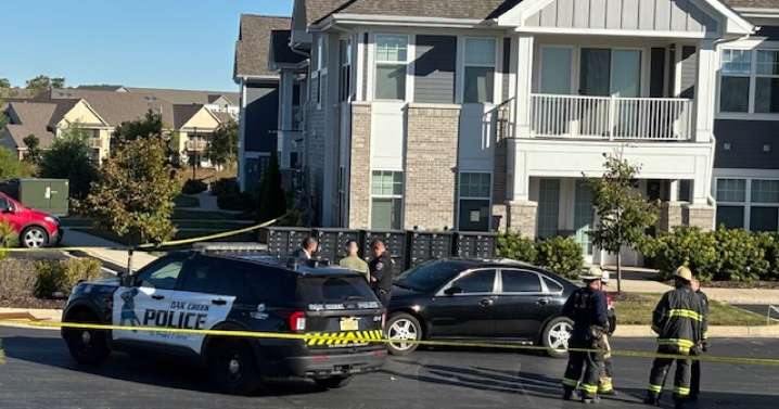 One person dead after crews respond to smoke report in Oak Creek apartment