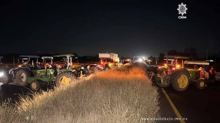 Un nuevo bloqueo se registra en Guanajuato, esta vez sobre la carretera Celaya