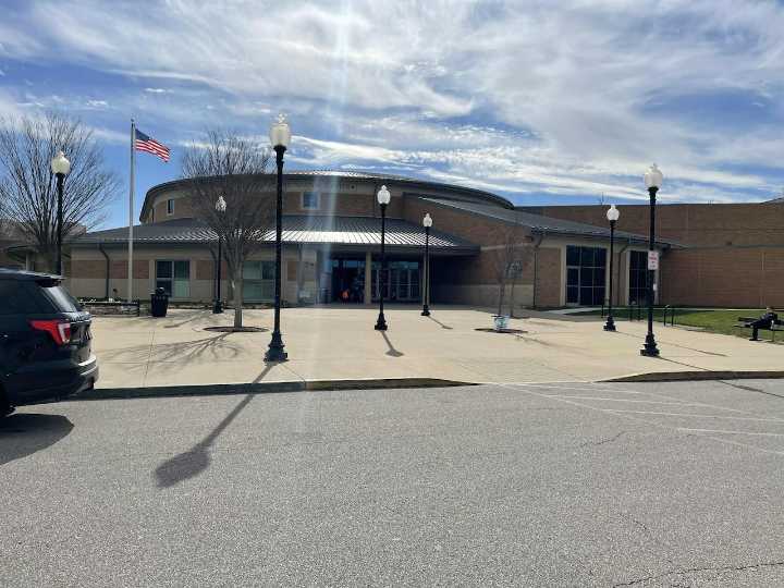 Medina rec center receives surprise donation of baby changing tables