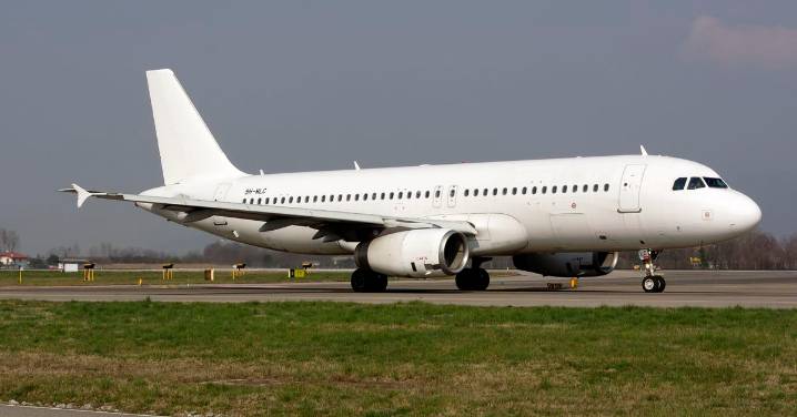Unos globos bielorrusos en espacio aéreo de Lituania perturban el tráfico en los aeropuertos de Vilna y Kaunas