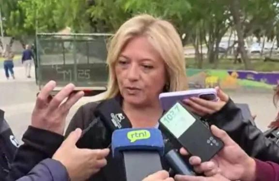 Karina Maureira emitió su voto en Neuquén en el CPEM N°25