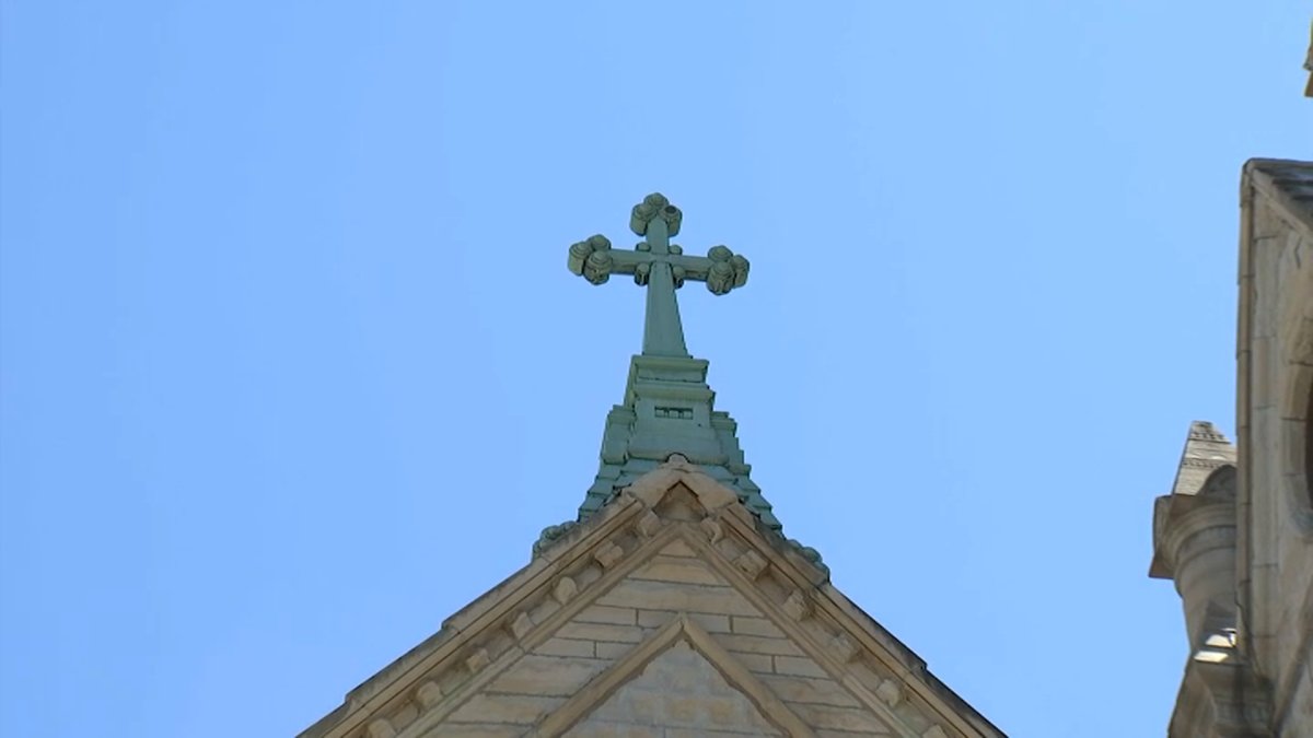 Waukegan pastor accused of grooming and sexual misconduct