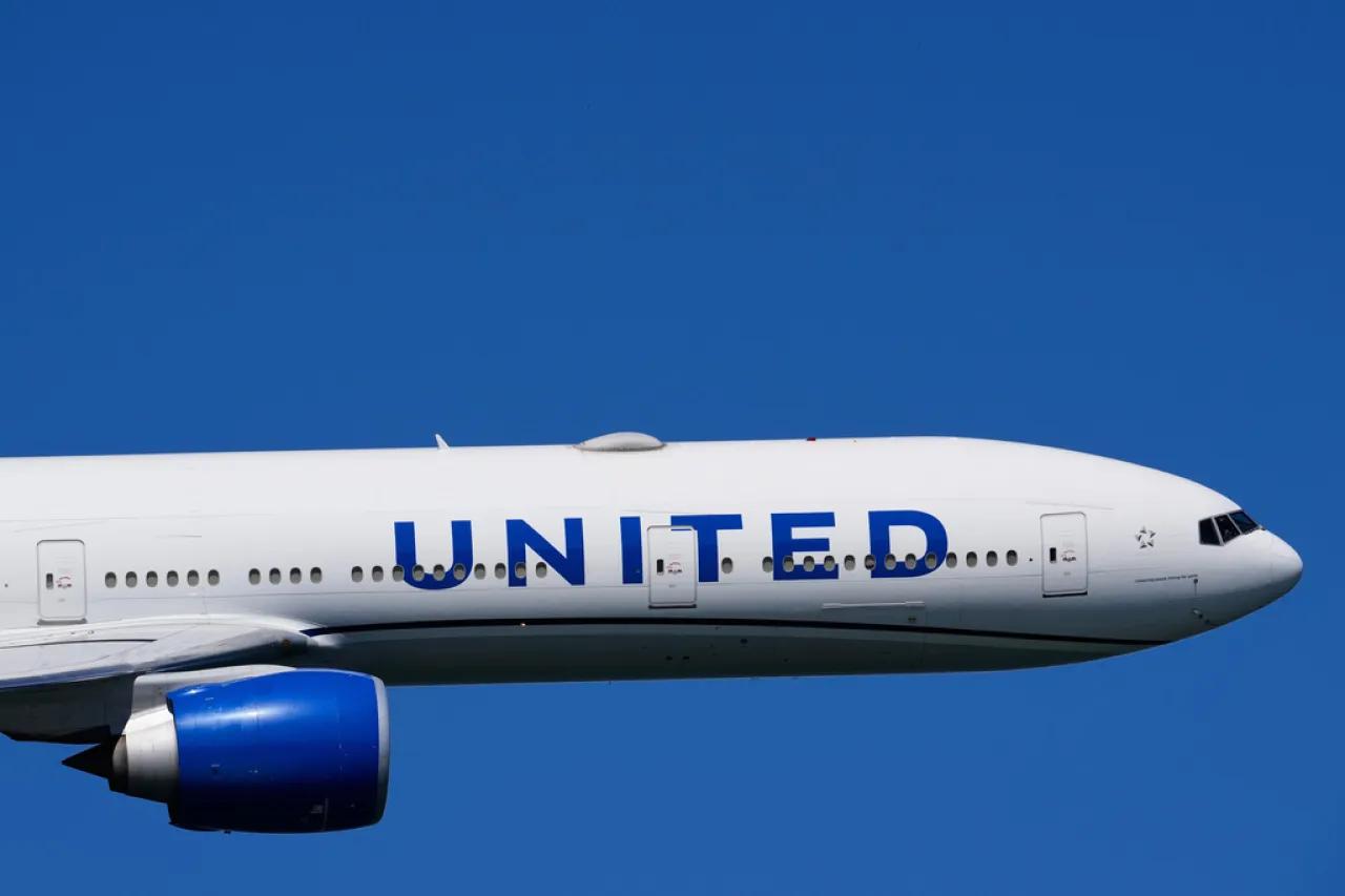 Colisionan aviones en pista de aterrizaje en aeropuerto de Chicago