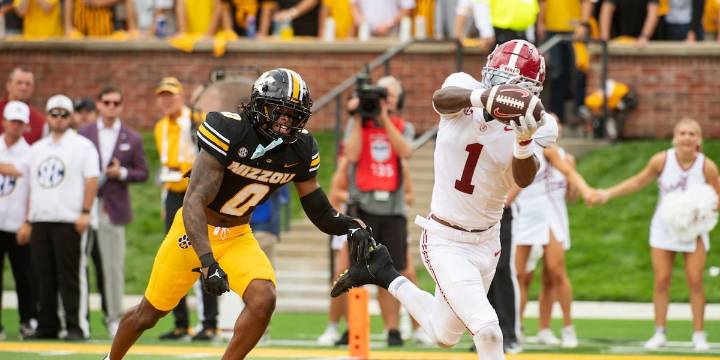 Ty Simpson shines as No. 8 Alabama edges No. 14 Missouri 27
