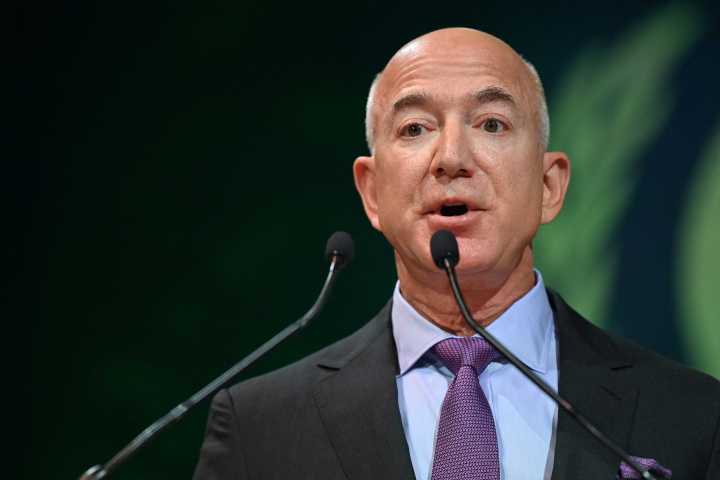 Rock legend vows to yank music off Amazon over Jeff Bezos' support of Trump