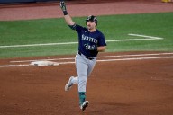 Cal Raleigh hace todo lo que Aaron Judge no logró en una temporada fracaso para los Yankees