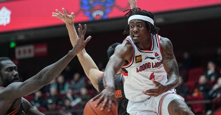 It’s time for Basketball: Spurs vs Guangzhou Loong