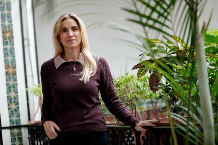 Sólo dos de cada diez artistas en festivales de música latinos son mujeres, revela estudio