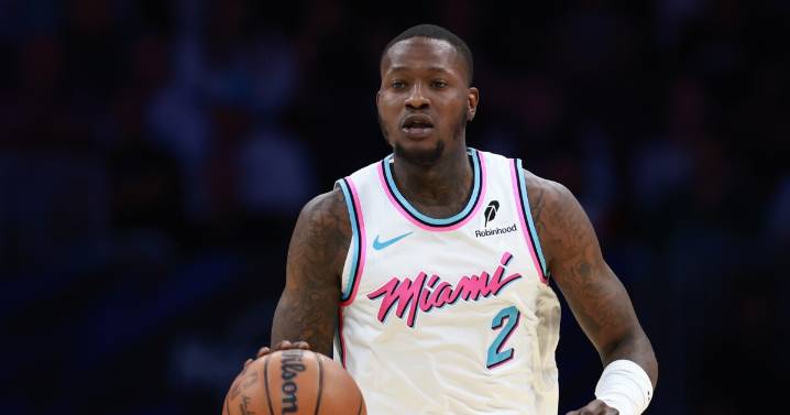 NBA coach Chauncey Billups, player Terry Rozier arrested in FBI gambling probe