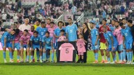 Messi, sin anotar, se luce en goleada de   homenaje a Busquets sobre New England: 4
