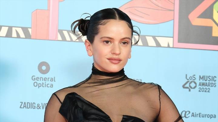 Rosalía anuncia su nuevo disco, 'Lux', con un espectacular estreno en Times Square