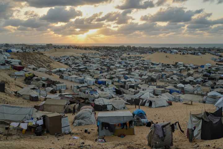 Israel Says Transfer Of Aid Into Gaza Is Halted 'Until Further Notice' As Ceasefire Faces Major Test