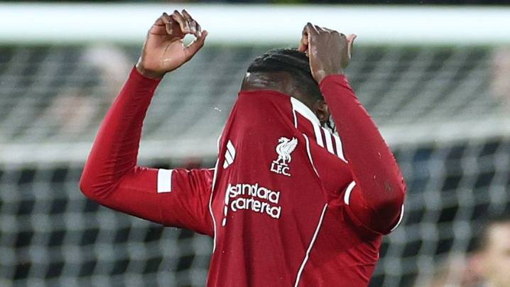 Liverpool's Amara Nallo has two red cards in 16 mins, Virgil van Dijk 'took care of him'