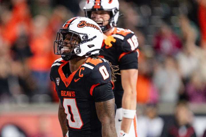 Tennessee-Oklahoma, Vanderbilt-Texas, Cincinnati-Utah: Our CFB Week 10 picks