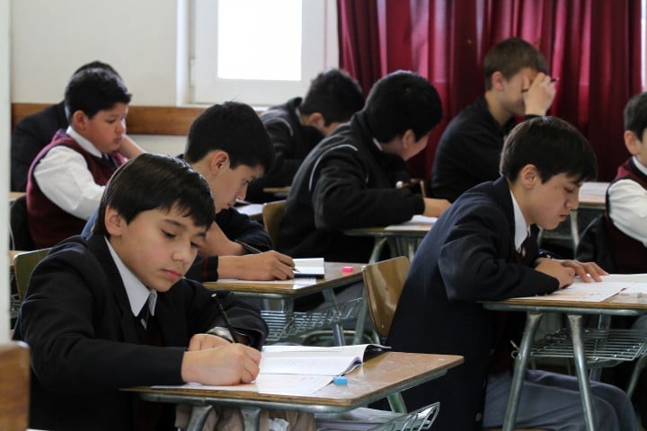 Fracaso en el Simce 2025: Problemas de logística dejan colegios sin prueba