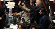 Con retroactividad incluida, Senado aprueba reformas a la Ley de Amparo