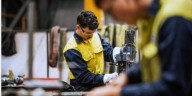 Petro celebra repunte industrial y dice que el país “salió de la enfermedad holandesa”