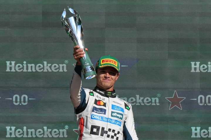 Lando Norris snaps losing streak with victory in Mexico City, takes lead in F1 championship